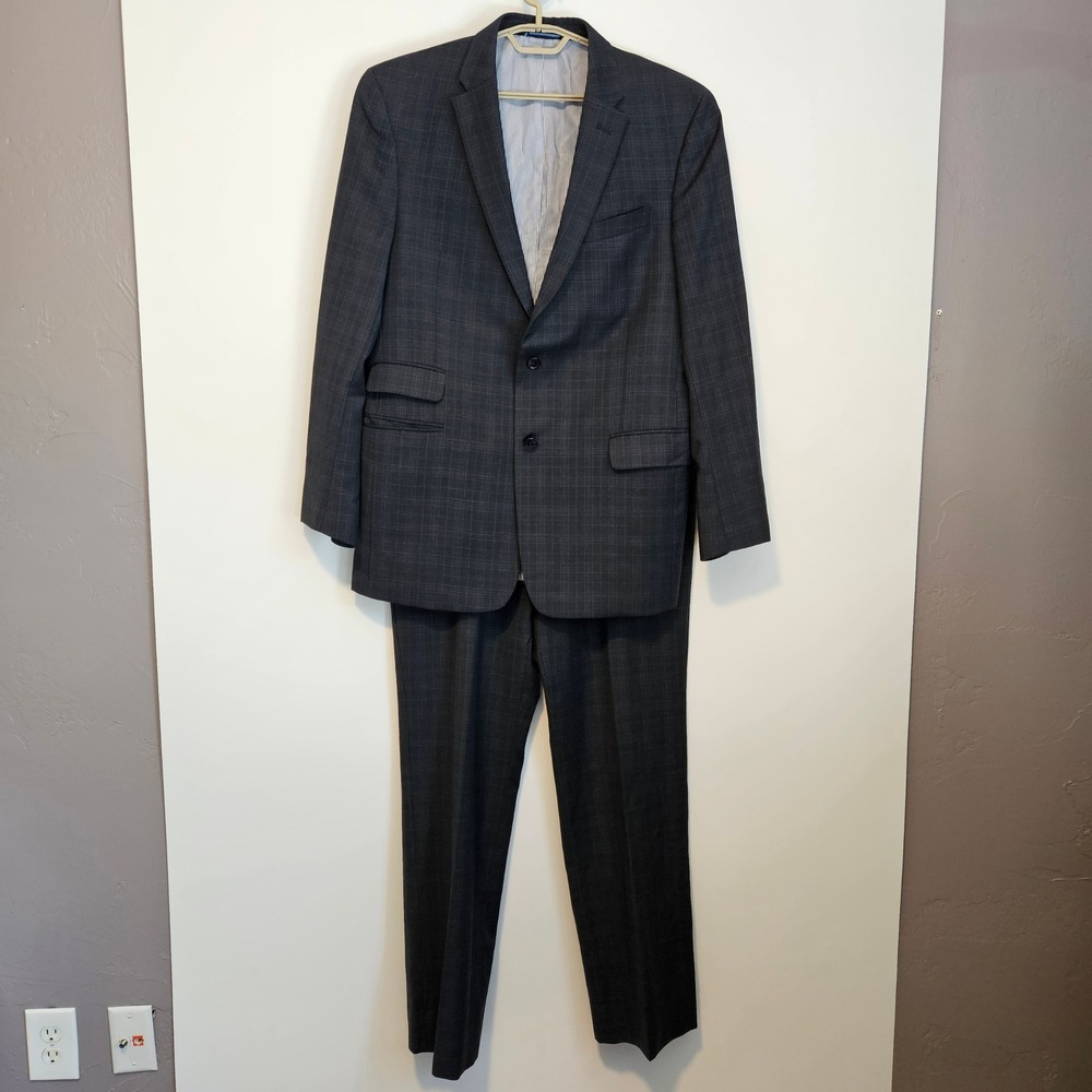 Tommy Hilfiger 2 pc Suit 43L 37LGlen Plaid 100% Wool Single Breasted Two Button